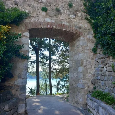 Villa Delina Banjol Exterior photo