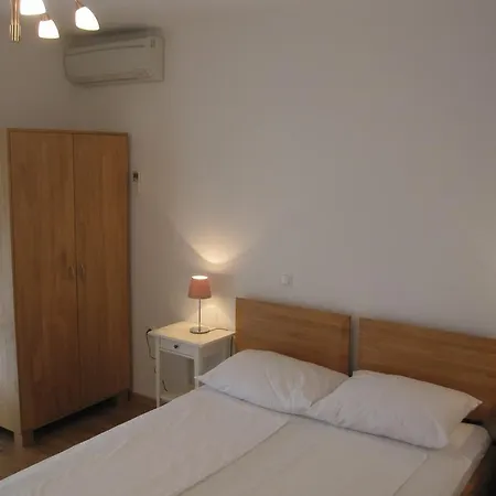Villa Delina Banjol Room photo